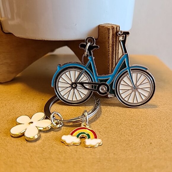Bike Bicycle Keychain with Rainbow and Flower Charms Cute Fun Keyring NEW - Picture 2 of 4